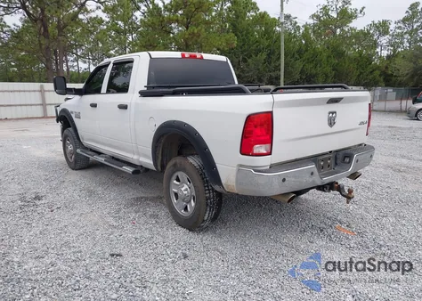 2016 Ram 2500 Tradesman z USA, uszkodzony, nr VIN 3C6UR5CJ1GG362277